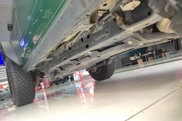 Used Ford Bronco 2024 2.3T Everglades Right Side Sill