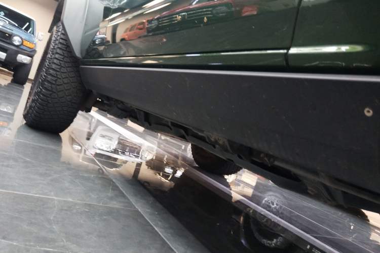 Used Ford Bronco 2024 2.3T Everglades Right Side Sill