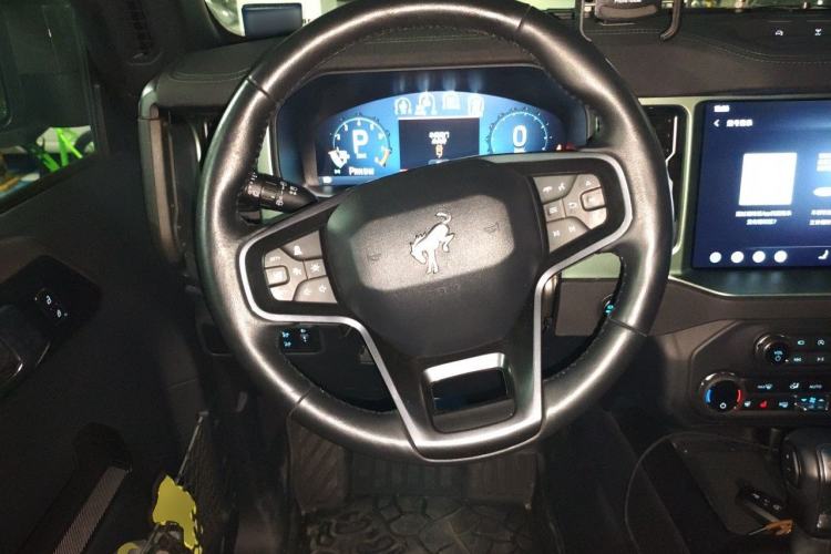 Used Ford Bronco 2024 2.3T Everglades Steering Wheel
