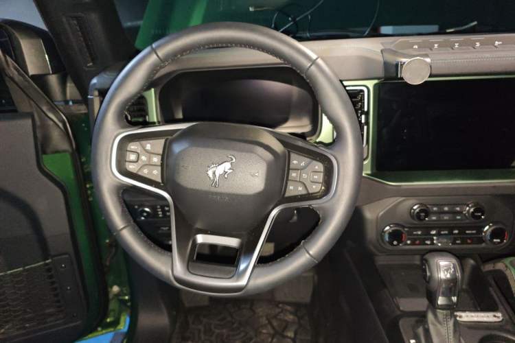 Used Ford Bronco 2024 2.3T Everglades Steering Wheel