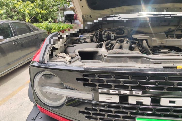 Used Ford Bronco 2024 2.3T Wilderness Engine Bay Right