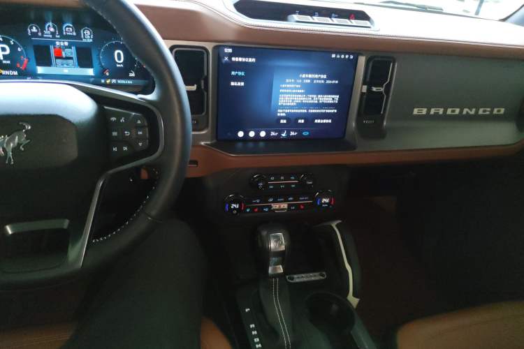 Used Ford Bronco 2024 2.3T Long Beach Audio And AC Panel