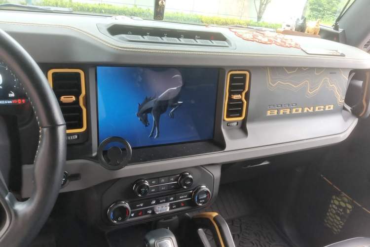 Used Ford Bronco 2024 2.3T Wilderness Audio And AC Panel