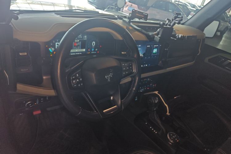 Used Ford Bronco 2024 2.3T Long Beach Big-Foot Off-Road Version Center Console