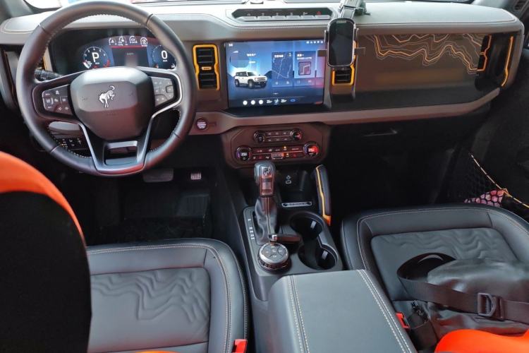 Used Ford Bronco 2024 2.3T Wilderness Center Console