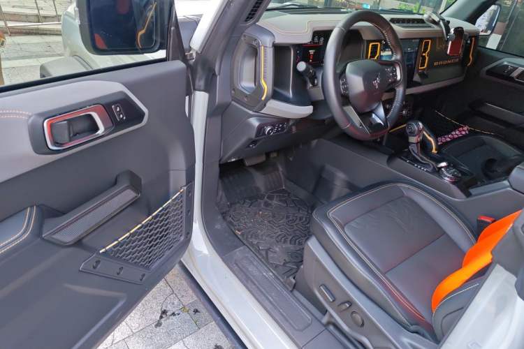 Used Ford Bronco 2024 2.3T Wilderness Driver Seat