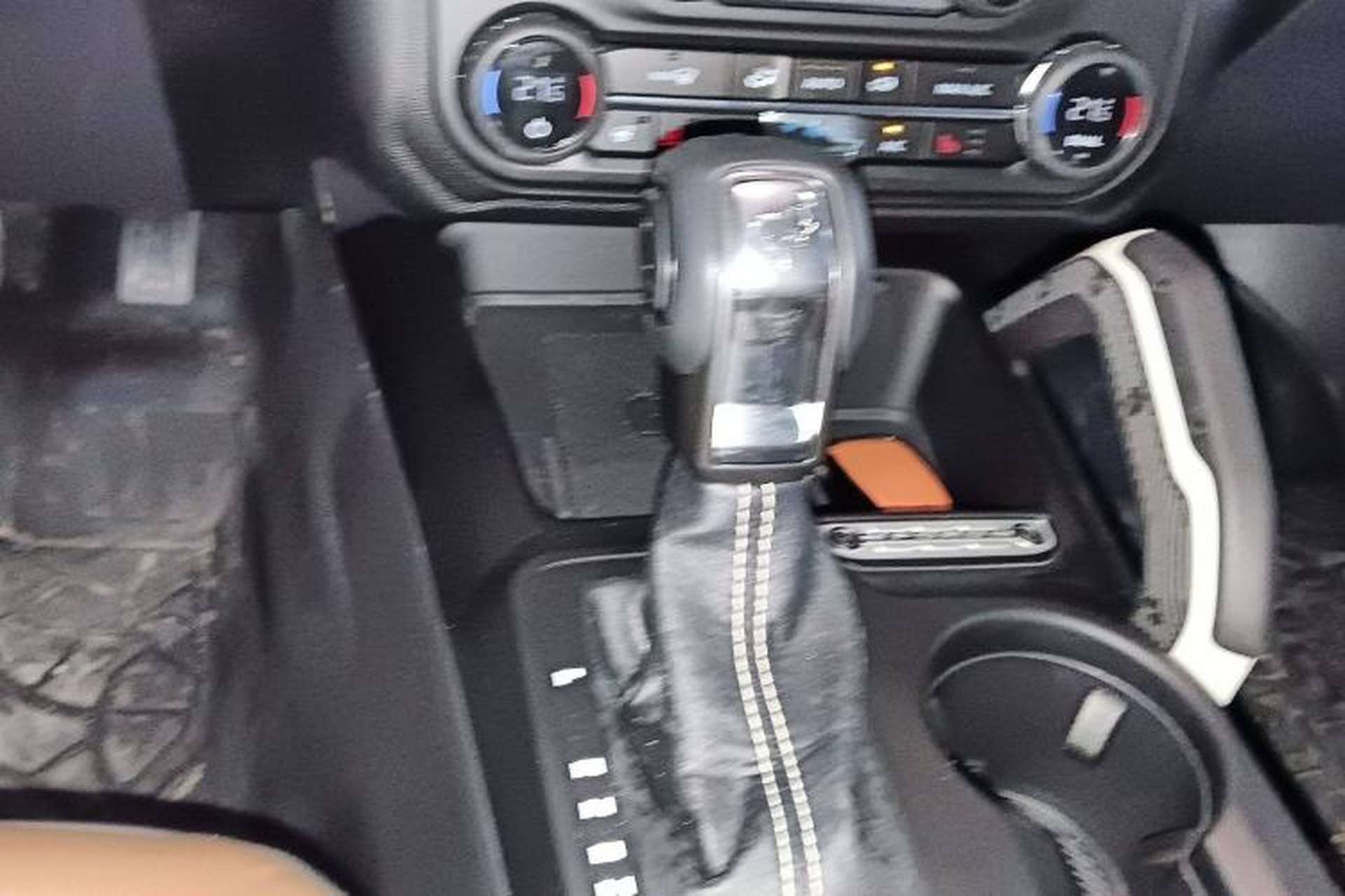 Used Ford Bronco 2024 2.3T Long Beach Gear Lever
