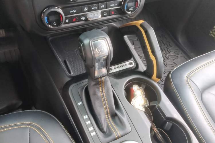 Used Ford Bronco 2024 2.3T Wilderness Gear Lever