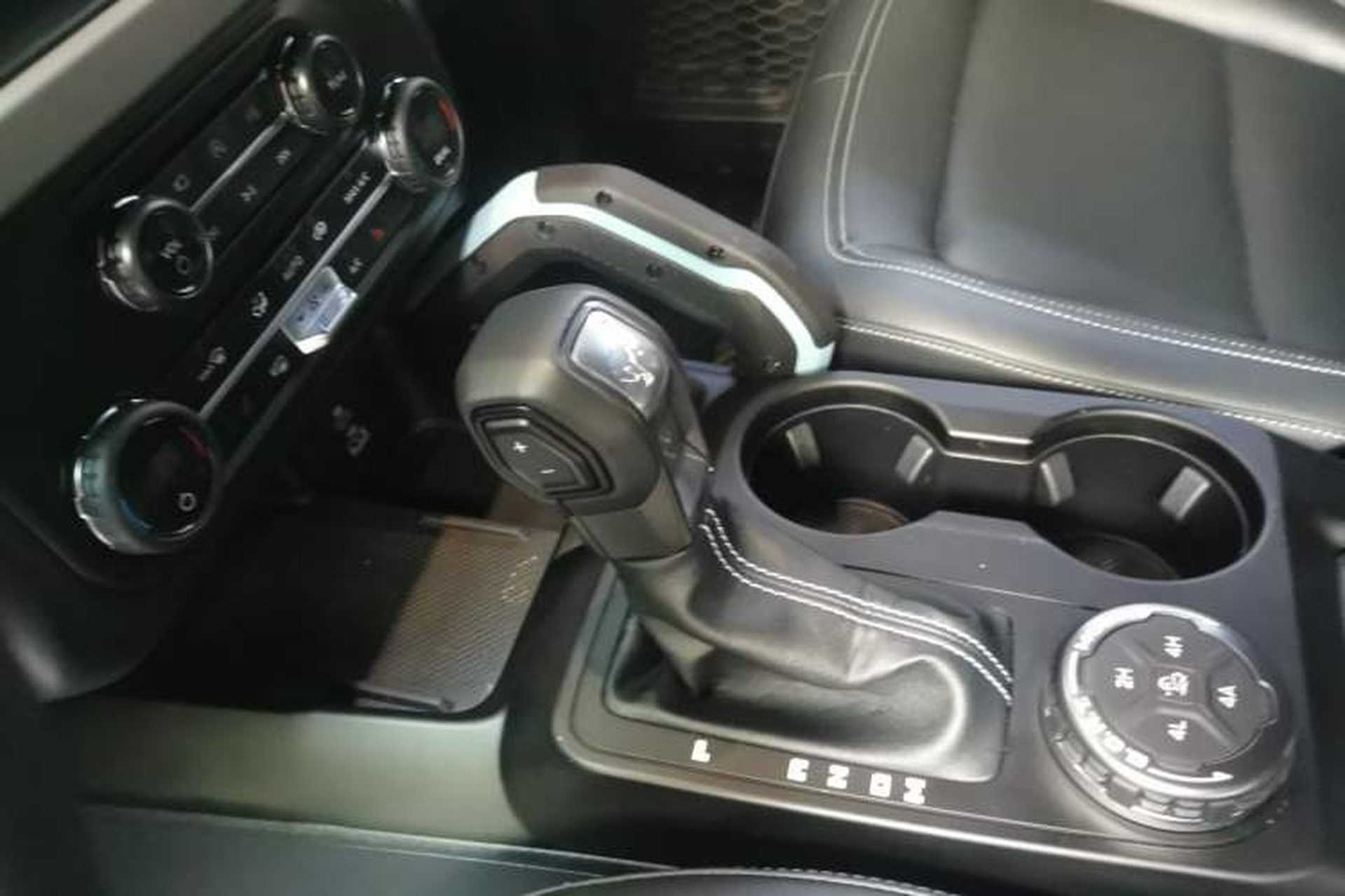 Used Ford Bronco 2024 2.3T Ink Diamond Big-Tire Off-Road Version Gear Lever