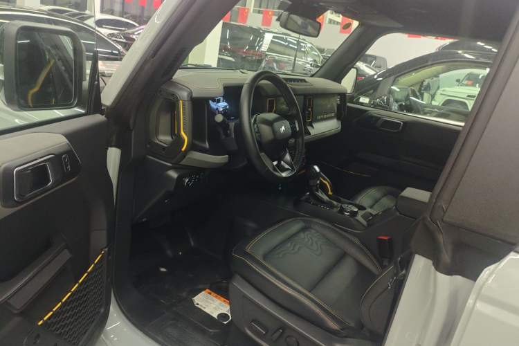 Used Ford Bronco 2024 2.3T Wilderness Interior 3