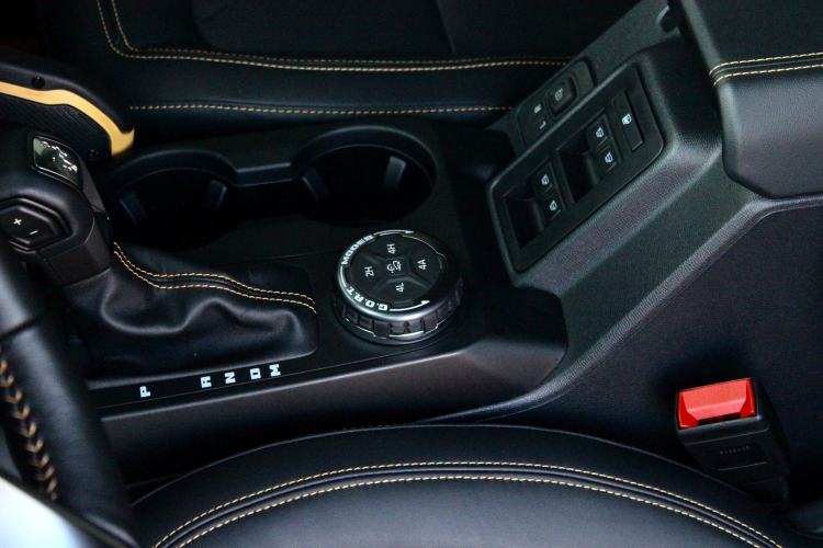 Used Ford Bronco 2024 2.3T Wilderness Interior 5