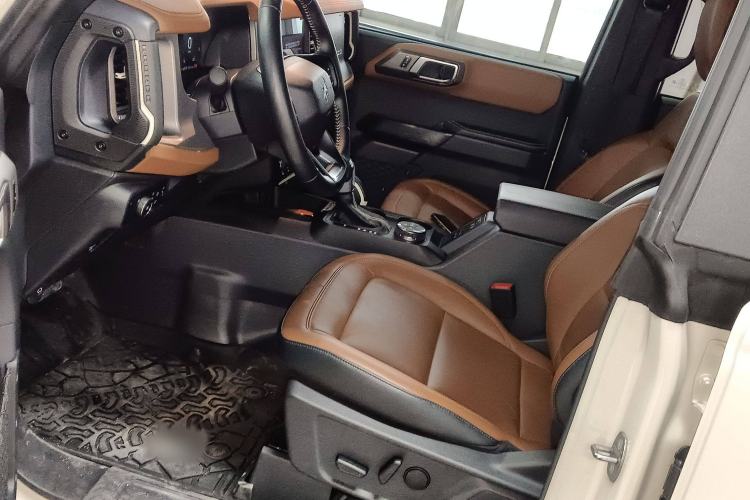 Used Ford Bronco 2024 2.3T Long Beach Left Front Seat