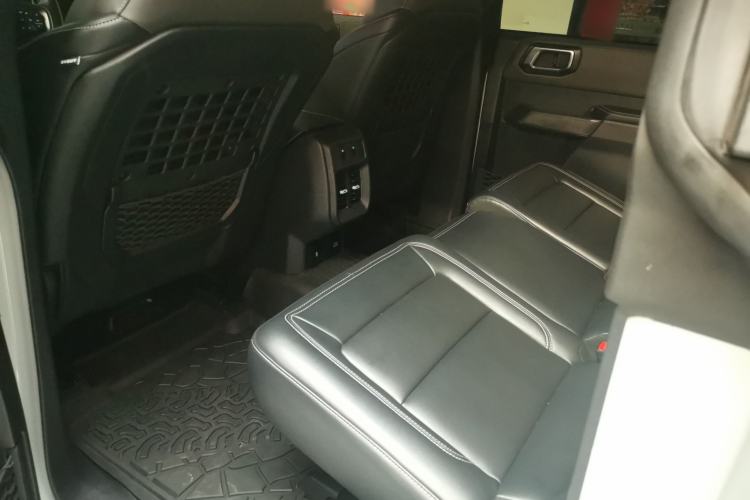 Used Ford Bronco 2024 2.3T Ink Diamond Big-Tire Off-Road Version Left Rear Seat