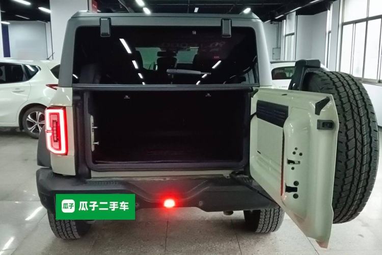 Used Ford Bronco 2024 2.3T Long Beach Trunk