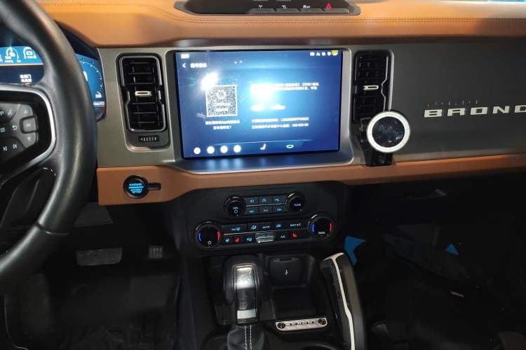 Used Ford Bronco 2024 2.3T Long Beach Audio And AC Panel