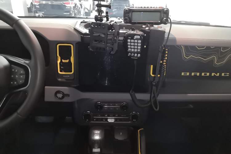 Used Ford Bronco 2024 2.3T Wilderness Audio And AC Panel
