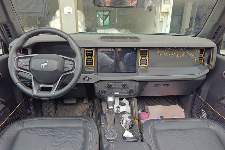 Used Ford Bronco 2024 2.3T Wilderness Center Console