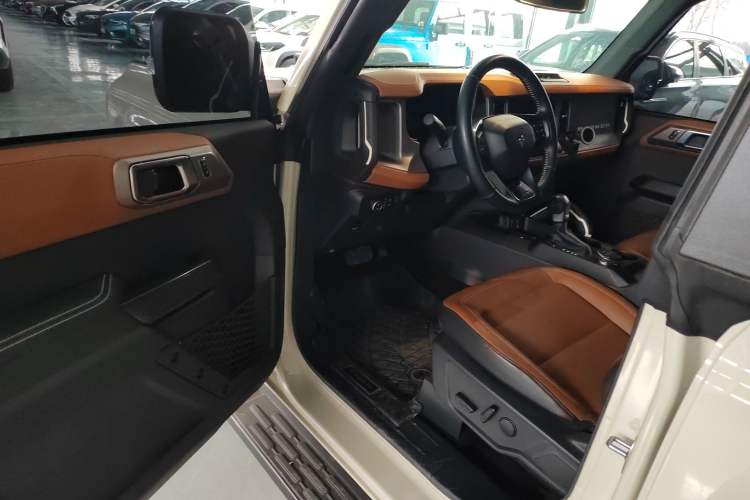 Used Ford Bronco 2024 2.3T Long Beach Driver Seat