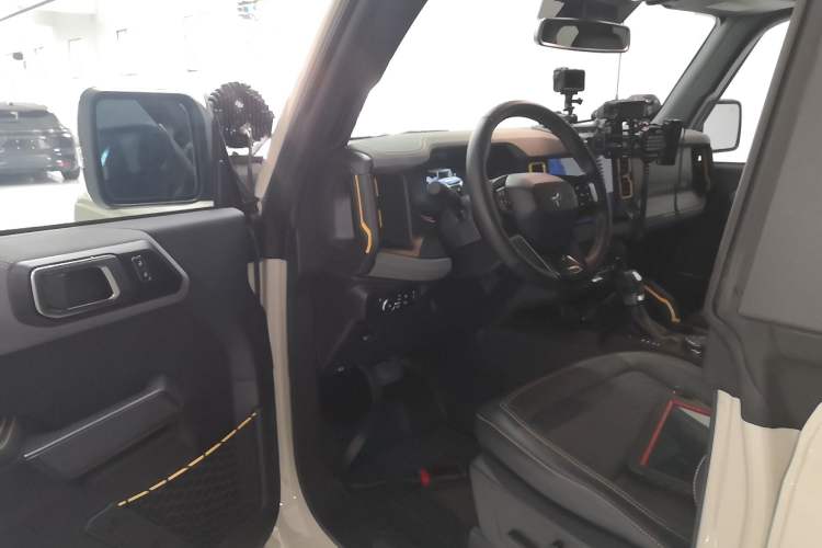 Used Ford Bronco 2024 2.3T Wilderness Driver Seat