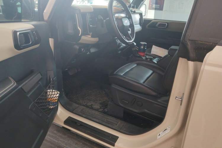 Used Ford Bronco 2024 2.3T Long Beach Driver Seat