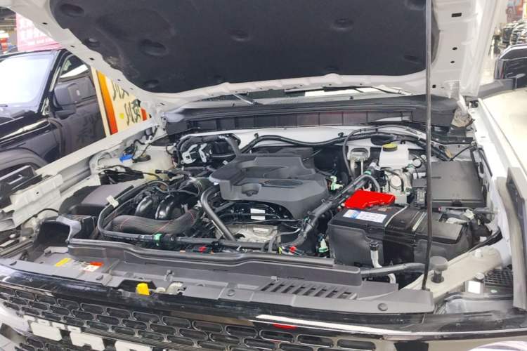 Used Ford Bronco 2024 2.3T Wilderness Engine Bay