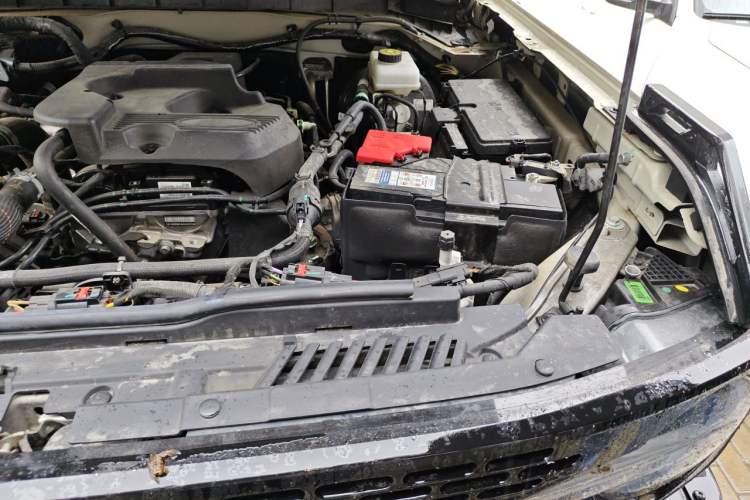 Used Ford Bronco 2024 2.3T Wilderness Engine Bay Left
