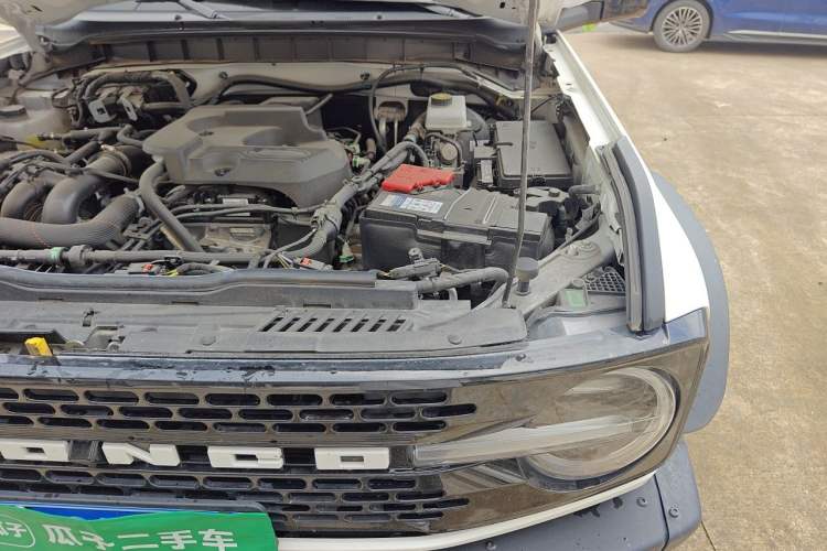 Used Ford Bronco 2024 2.3T Wilderness Engine Bay Left
