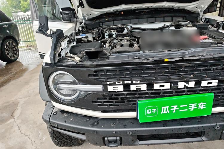 Used Ford Bronco 2024 2.3T Wilderness Engine Bay Right