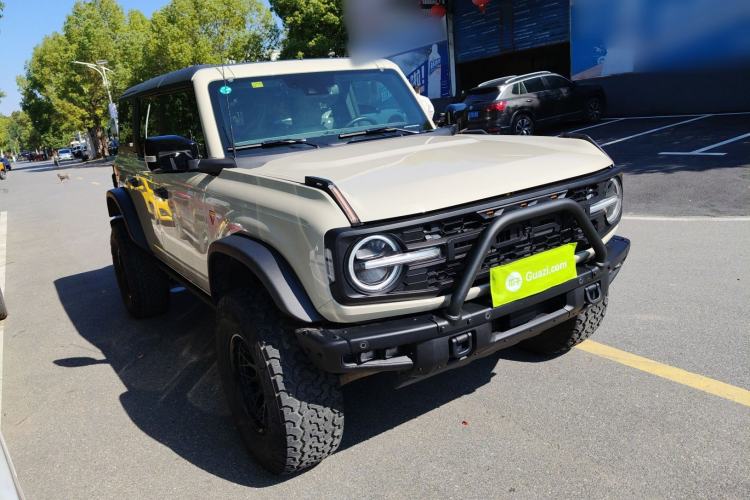 Used Ford Bronco 2024 2.3T Wilderness Front Right 45 Deg
