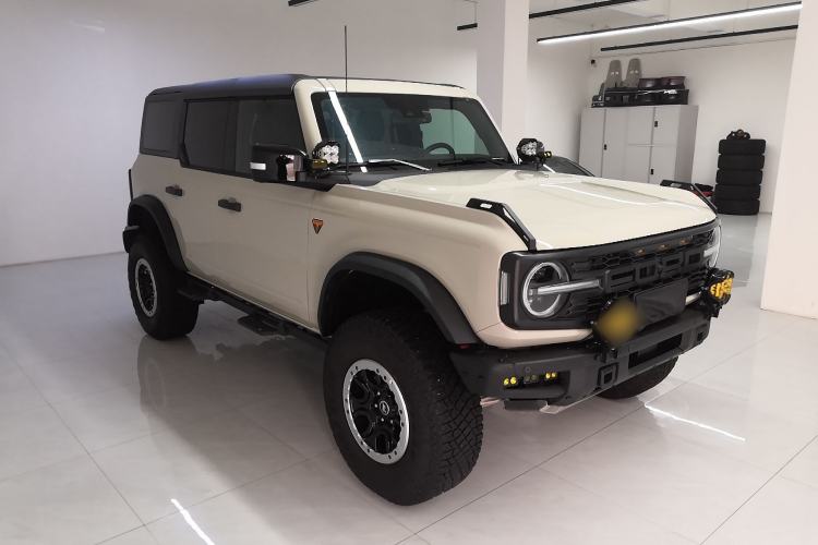 Used Ford Bronco 2024 2.3T Wilderness Front Right 45 Deg