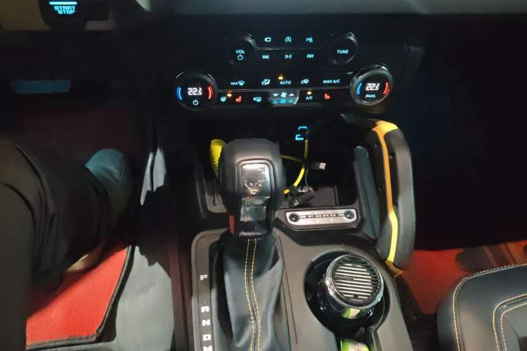 Used Ford Bronco 2024 2.3T Wilderness Gear Lever