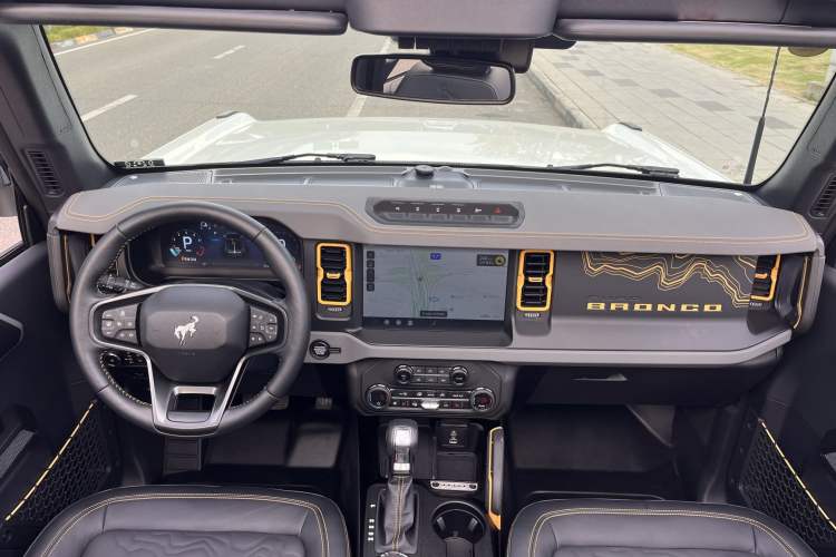 Used Ford Bronco 2024 2.3T Wilderness Interior 1