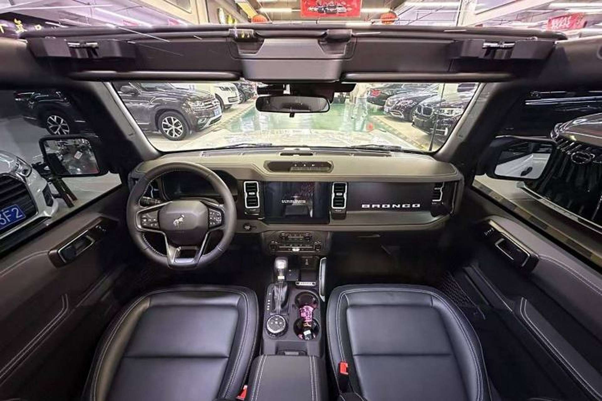 Used Ford Bronco 2024 2.3T Diamond Edition Interior 1