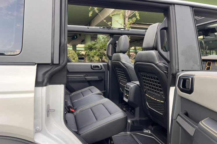 Used Ford Bronco 2024 2.3T Wilderness Interior 10