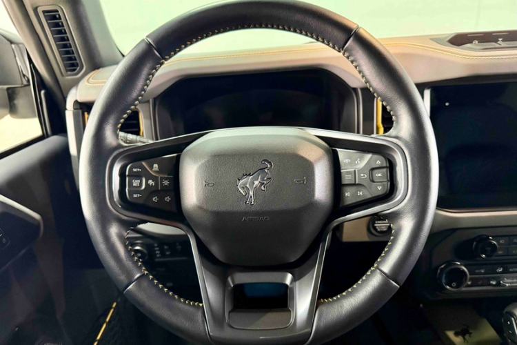 Used Ford Bronco 2024 2.3T Wilderness Interior 2
