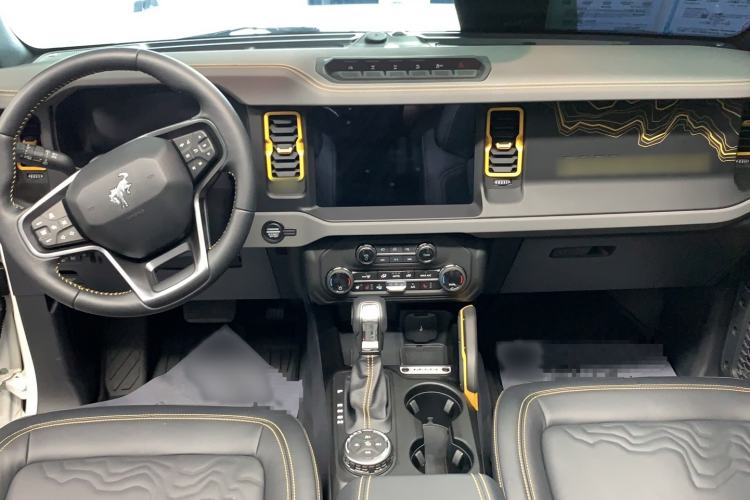 Used Ford Bronco 2024 2.3T Wilderness Interior 3