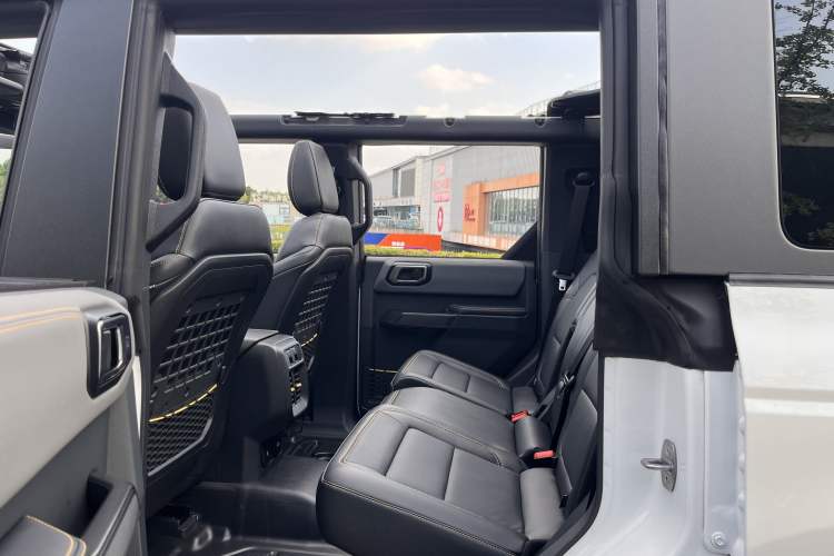Used Ford Bronco 2024 2.3T Wilderness Interior 6
