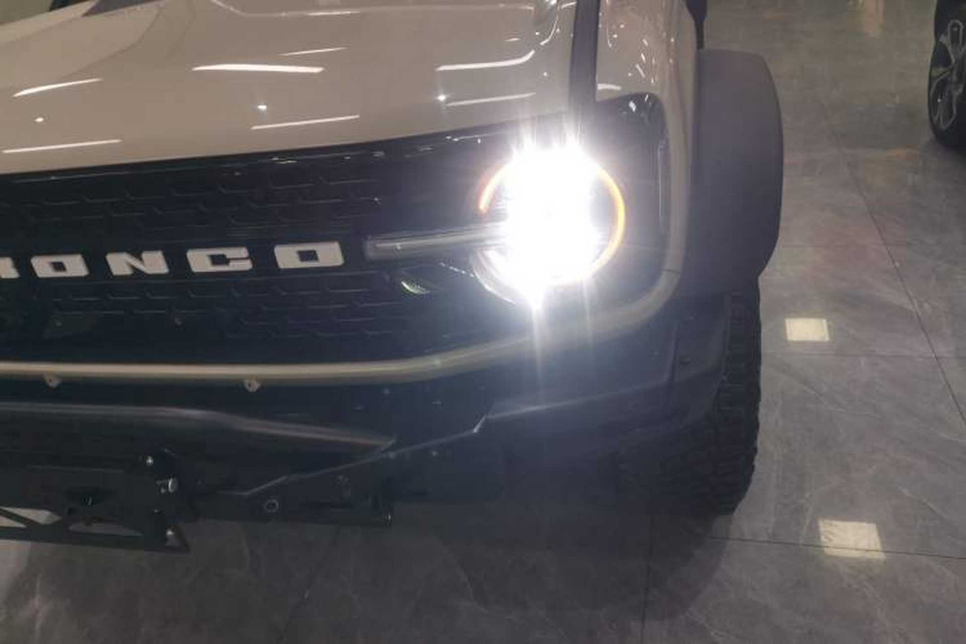 Used Ford Bronco 2024 2.3T Wilderness Left Front Headlight