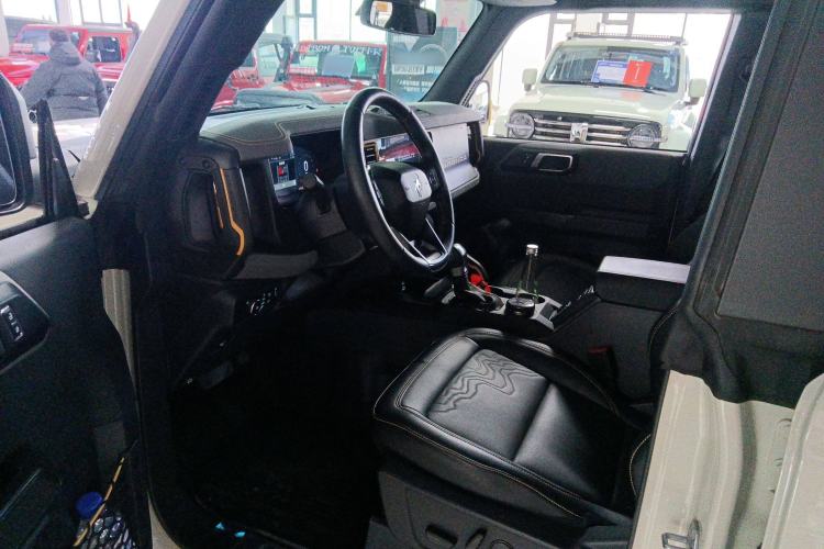Used Ford Bronco 2024 2.3T Wilderness Left Front Seat