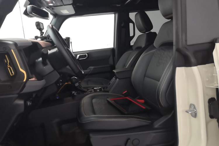 Used Ford Bronco 2024 2.3T Wilderness Left Front Seat