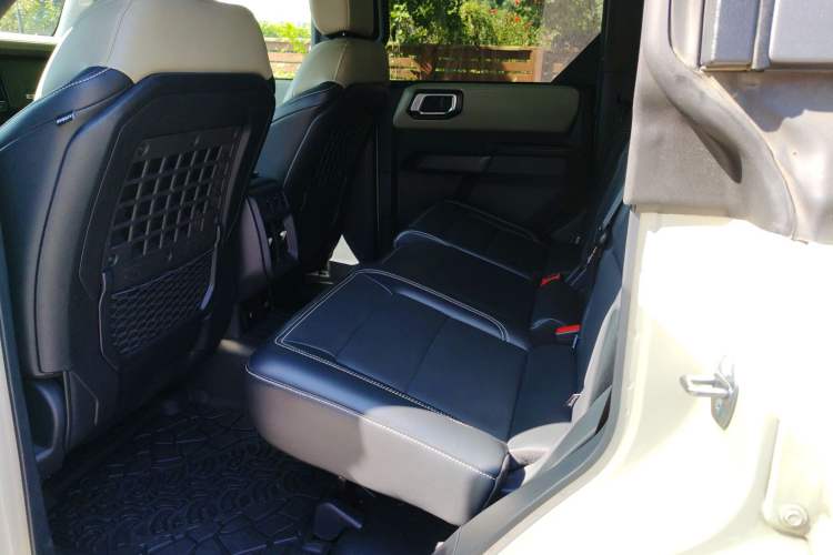 Used Ford Bronco 2024 2.3T Wilderness Left Rear Seat