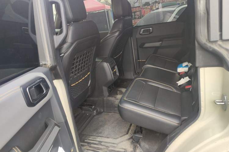 Used Ford Bronco 2024 2.3T Wilderness Left Rear Seat