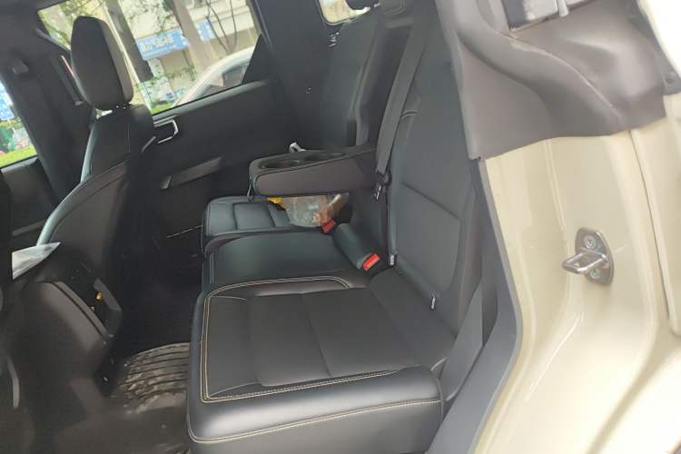 Used Ford Bronco 2024 2.3T Wilderness Left Rear Seat