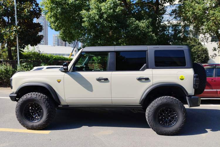 Used Ford Bronco 2024 2.3T Wilderness Left Side