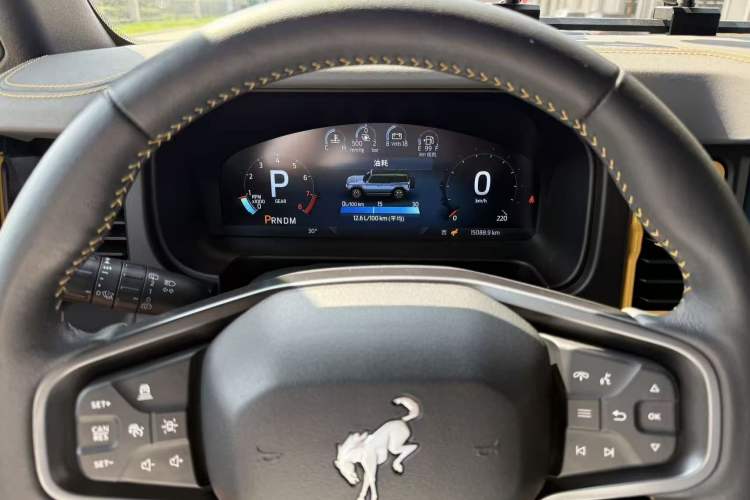 Used Ford Bronco 2024 2.3T Wilderness Odometer Close Up
