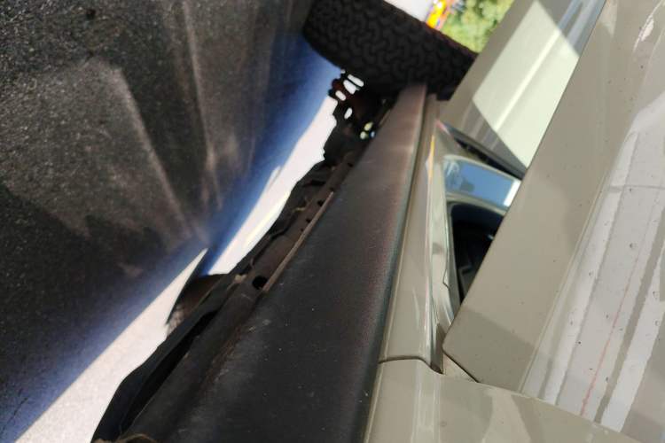Used Ford Bronco 2024 2.3T Wilderness Right Side Sill