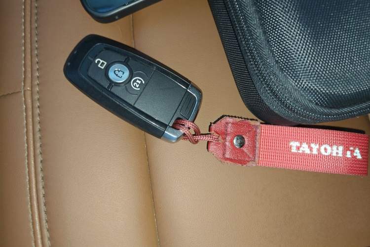 Used Ford Bronco 2024 2.3T Long Beach Vehicle Key