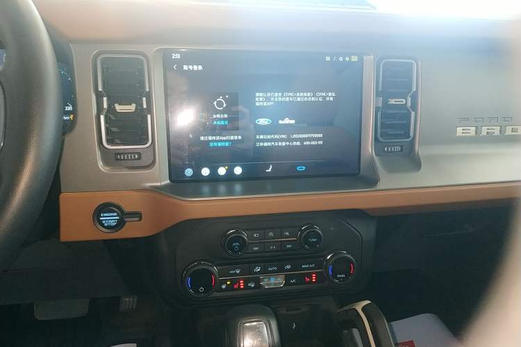 Used Ford Bronco 2024 2.3T Long Beach Big-Foot Off-Road Version Audio And AC Panel