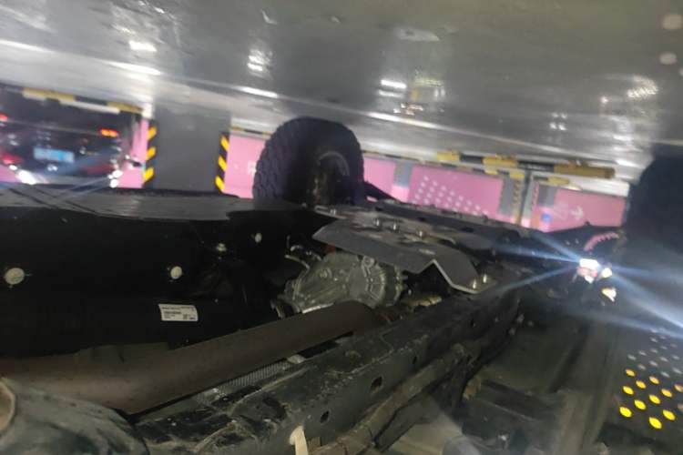 Used Ford Bronco 2024 2.3T Wilderness Chassis Rear Left