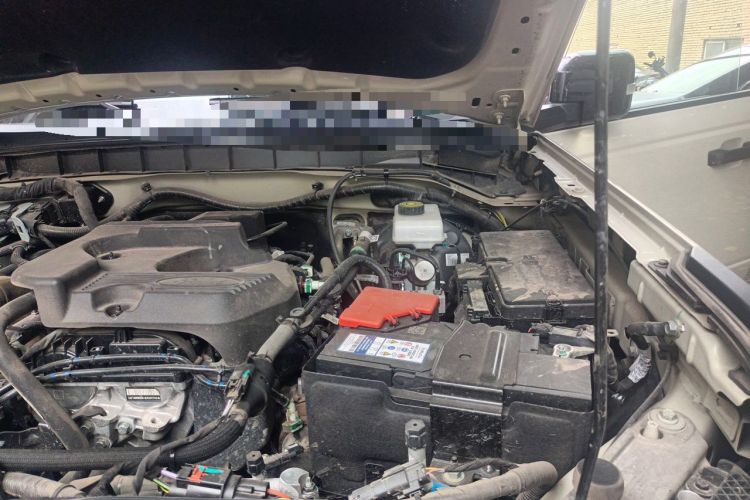 Used Ford Bronco 2024 2.3T Long Beach Engine Bay Left